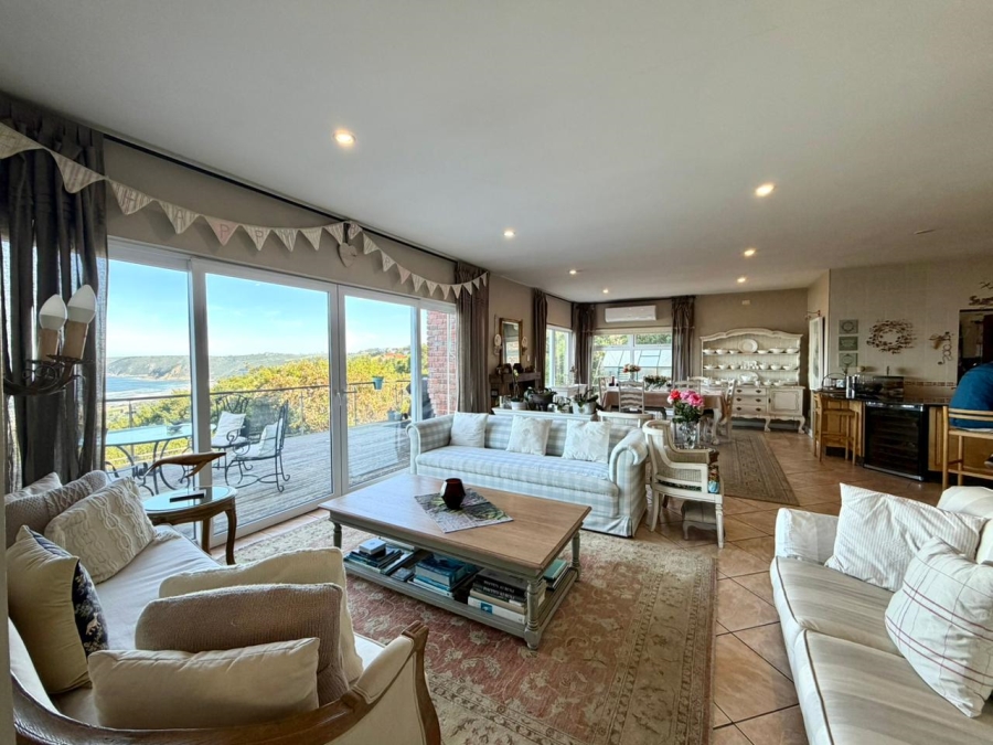 4 Bedroom Property for Sale in Constantia Kloof Western Cape